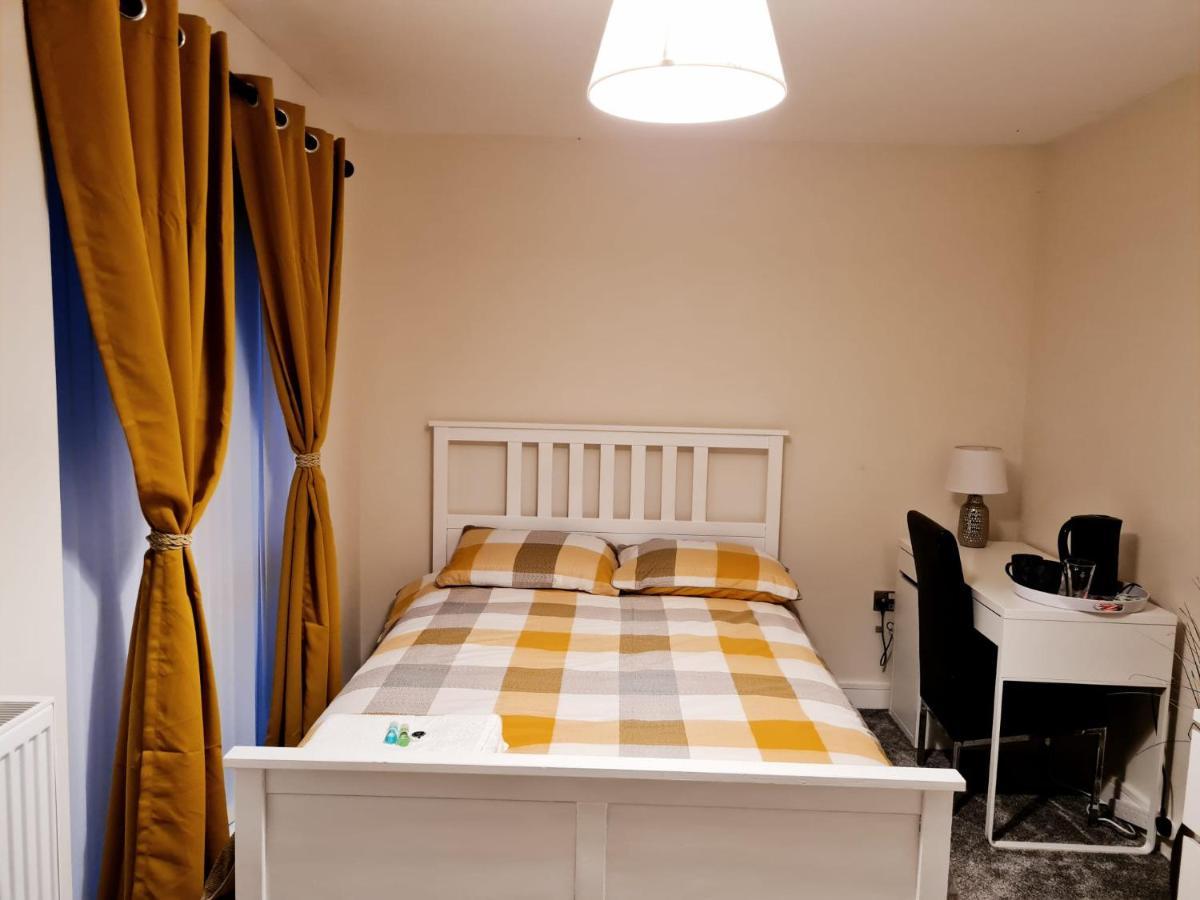 Mills Home Stays Дарби Екстериор снимка